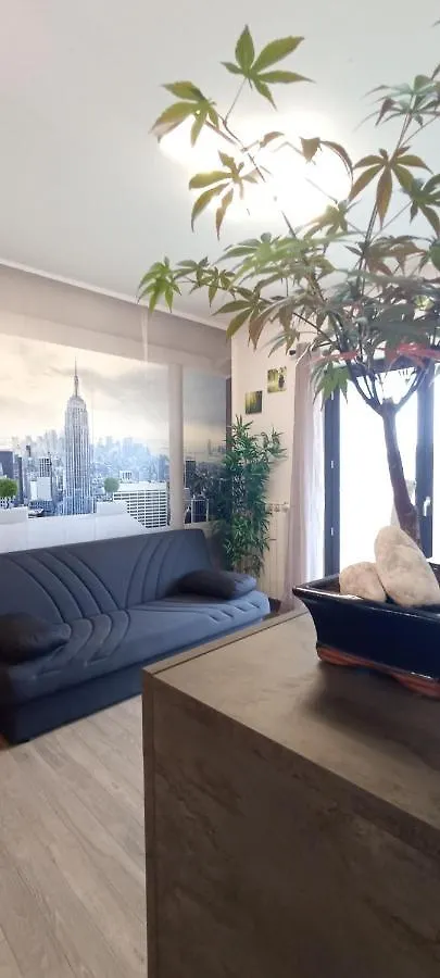 Greenhouse Rome Apartment