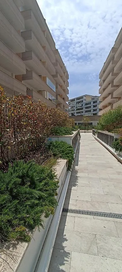 Apartment Greenhouse Rome Italy